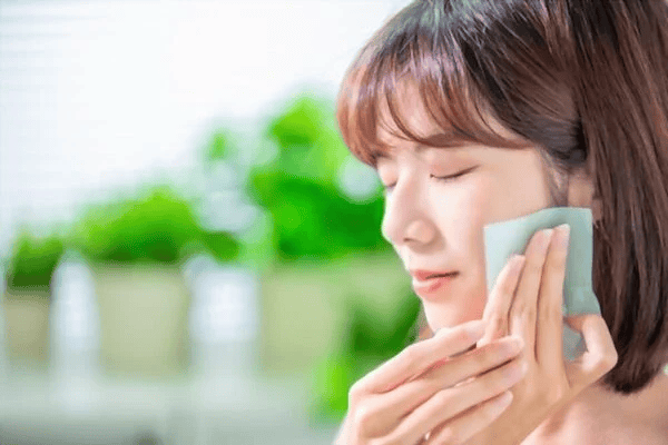 Cushion cho da dầu: Bí quyết để có lớp nền mỏng mịn mà mọi cô gái da dầu nên biết