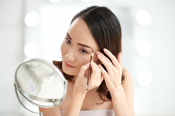 Bí quyết trang điểm quyến rũ giúp bạn 