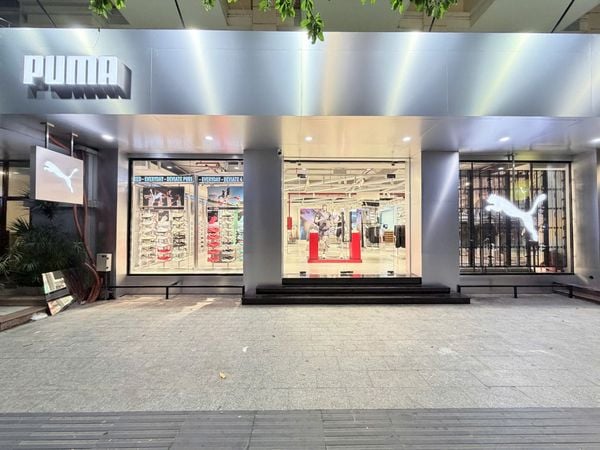 cửa hàng puma trần viễn đông