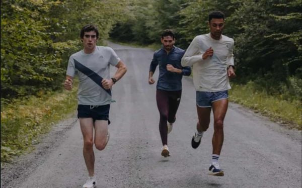 Set đồ chạy bộ nam phong cách thể thao