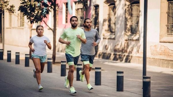 giày chạy bộ puma