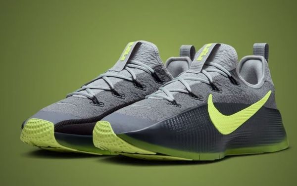 Giày bóng rổ Nike LeBron