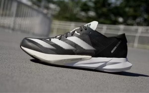 Giày chạy bộ nữ adidas Adizero