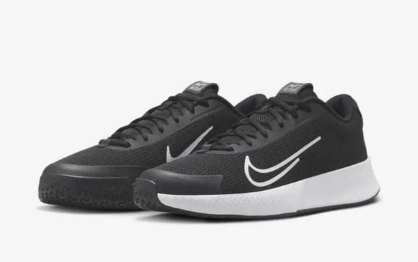 Giày tennis Nike Vapor Lite nhẹ và linh hoạt