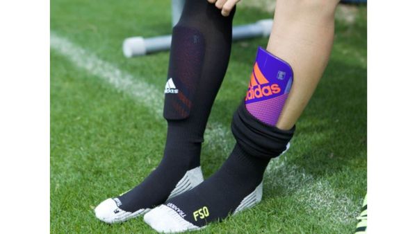 phụ kiện bóng đá