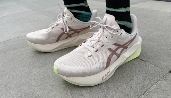 Review thực tế giày Asics Novablast 6