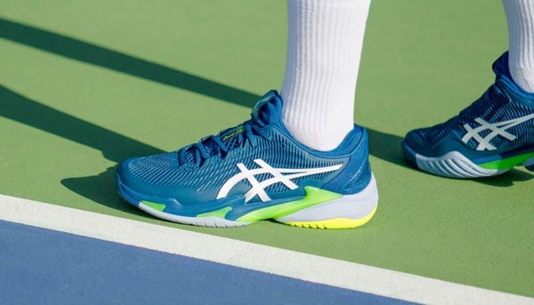 asics court ff