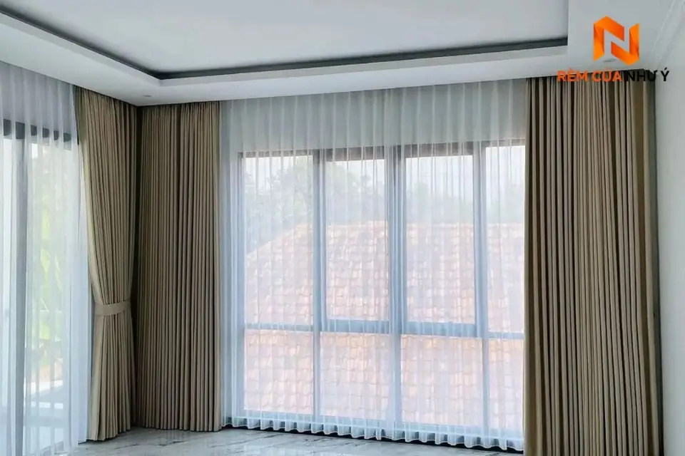 Đánh Giá Chi Tiết Về Chất Liệu Và Cấu Trúc Mã Rèm NY07
