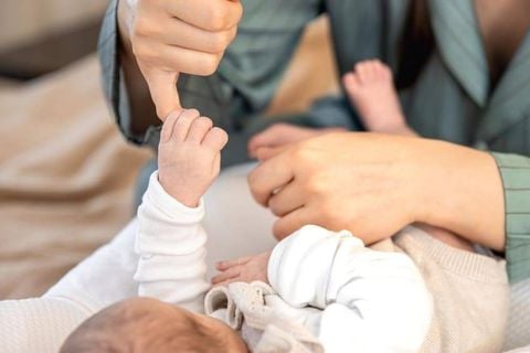 Hiểu kỳ khủng hoảng wonder week của bé để trở thành ba mẹ thông thái