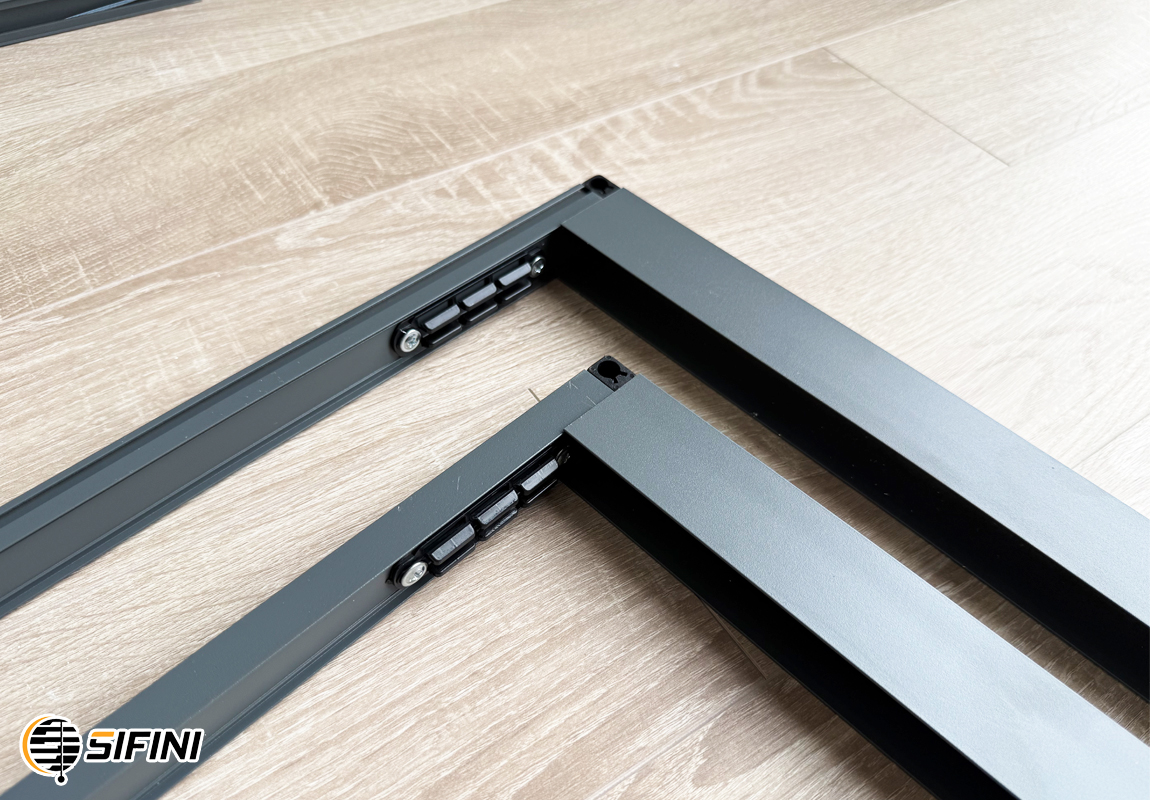 Rèm tổ ong gắn kính