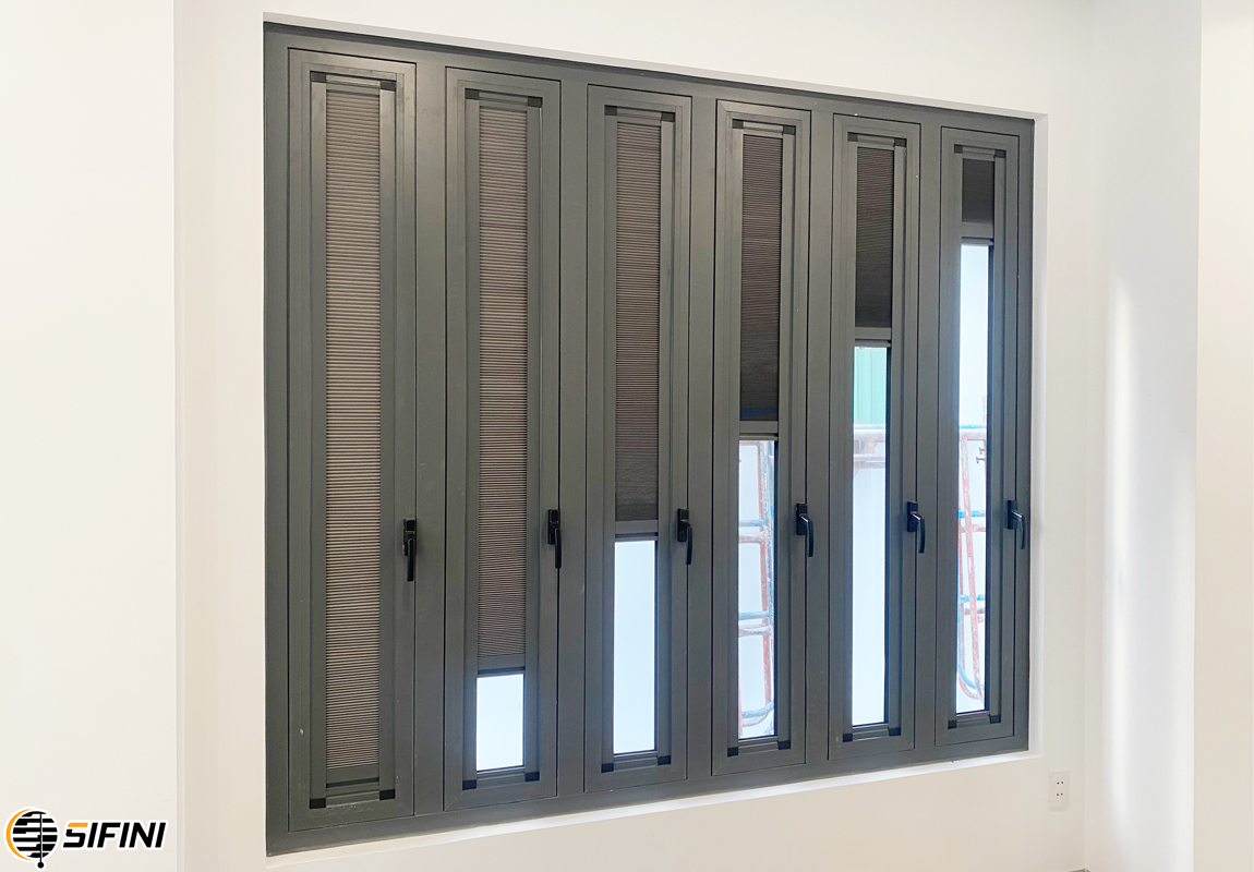 Rèm tổ ong gắn kính