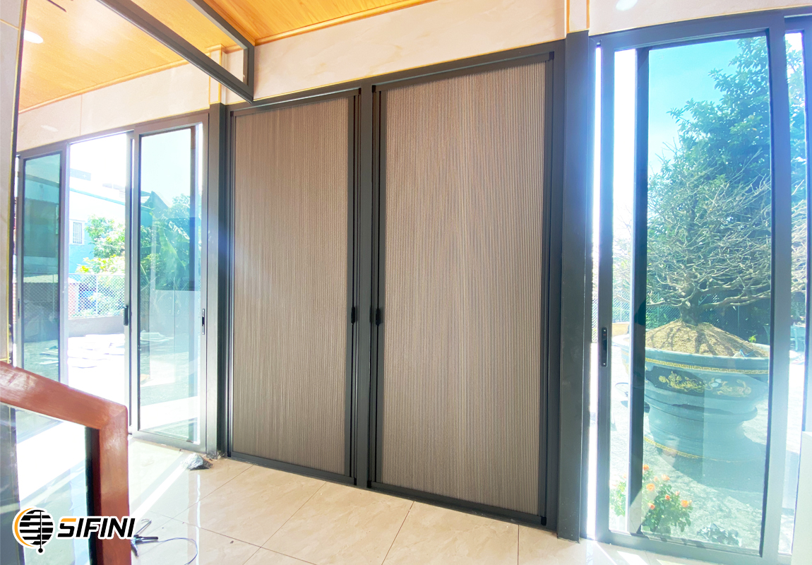 Rèm tổ ong gắn kính