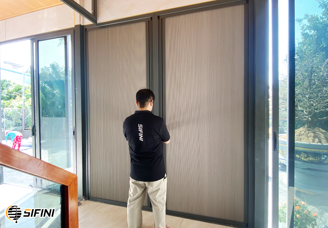 Rèm tổ ong gắn kính