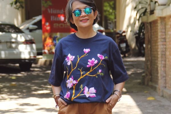 Thêu tay Hoa Mộc Lan