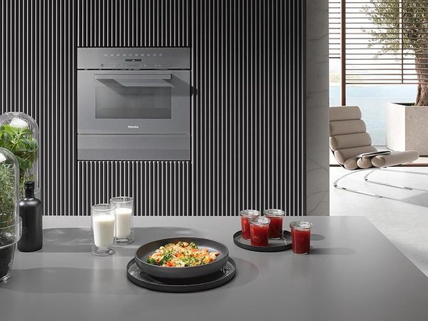 Lò Vi Sóng Kèm Nướng M 7244 TC Black