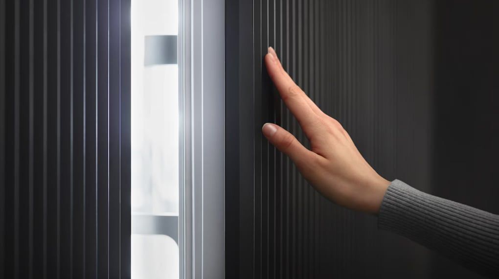 Công nghệ Push2Open trên Mastercool KWT 2612 VI
