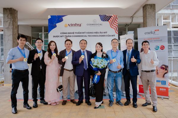 COSMEDICAL TECHNOLOGIES CHÚC MỪNG HỘI THẢO THÀNH CÔNG RỰC RỠ CỦA BỘ MÔN THẨM MỸ TẠO HÌNH – ĐH Y DƯỢC TPHCM