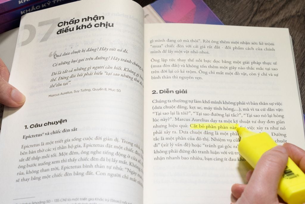 LẠC LỐI TRONG MÊ CUNG 