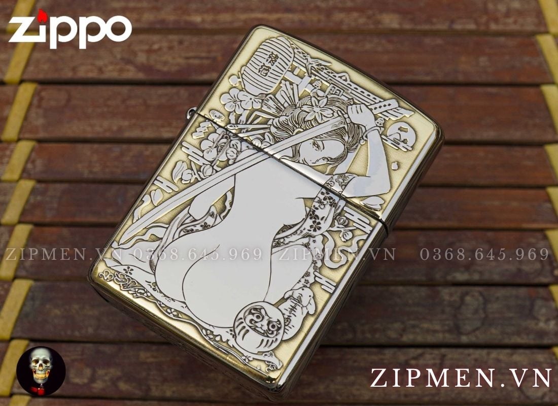 Zippo armor khắc nổi hình Geisha cầm kiếm Katana trắng bóng