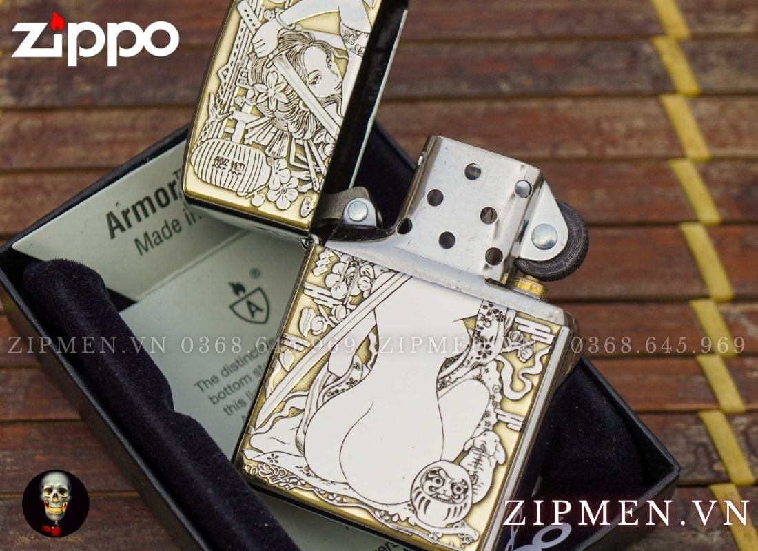 Zippo armor khắc nổi hình Geisha cầm kiếm Katana trắng bóng