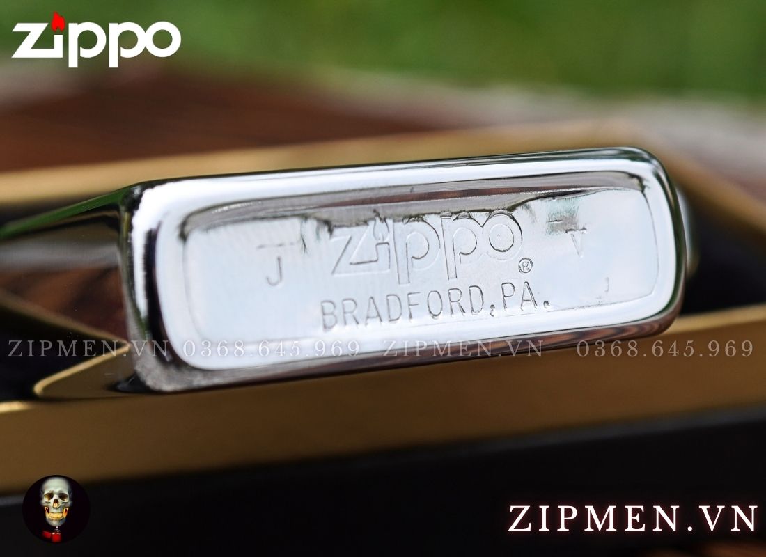Hộp quẹt zippo la mã năm 1989 chủ đề tổng thống Ronald Reagan