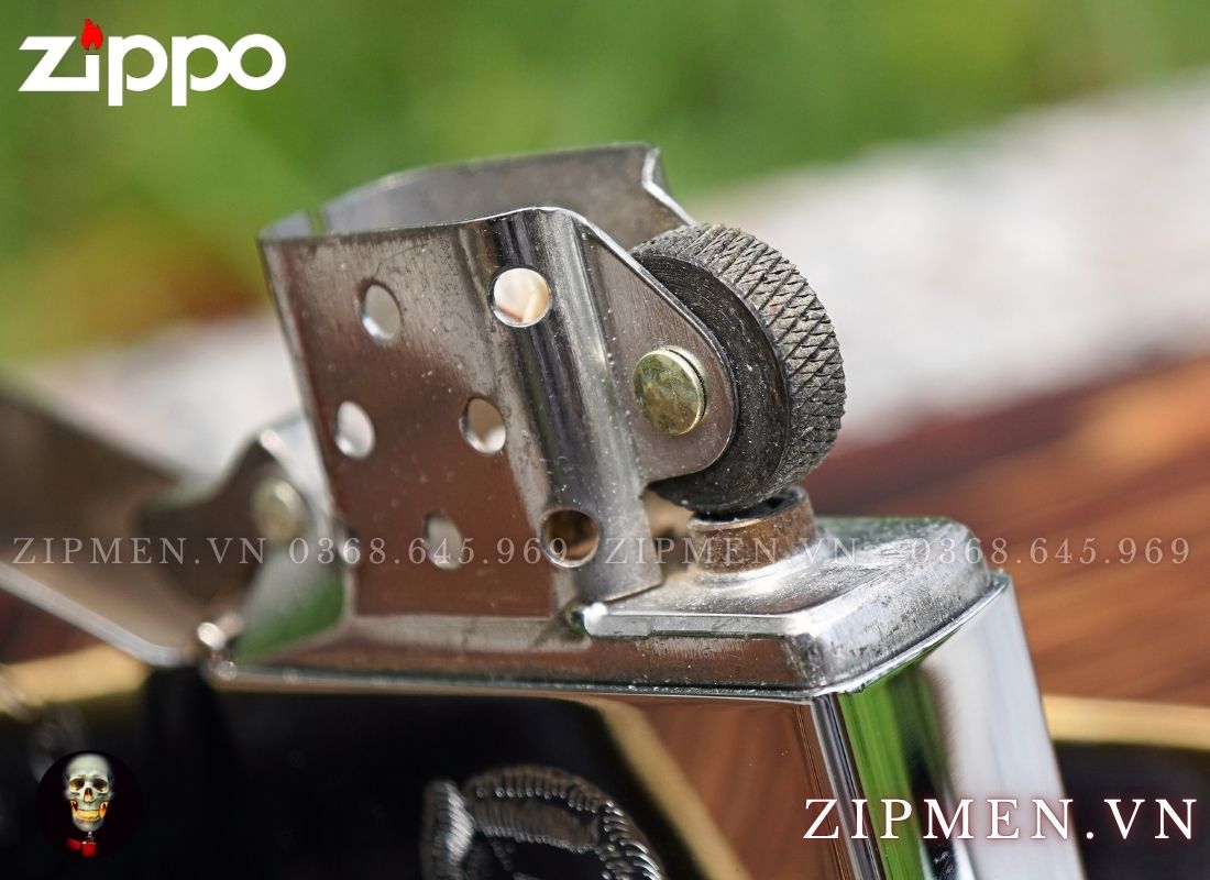 Hộp quẹt zippo la mã năm 1989 chủ đề tổng thống Ronald Reagan
