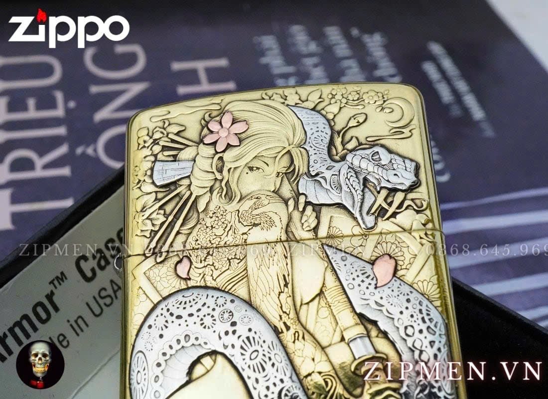 Zippo xuất Nhật Bản khắc 3D hình cô gái Nhật và con rắn