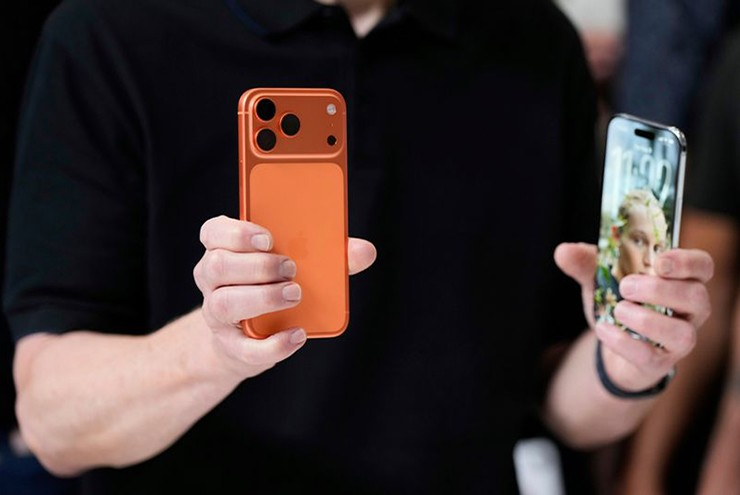 Apple toan tính gì khi bán iPhone giá 63,99 triệu 