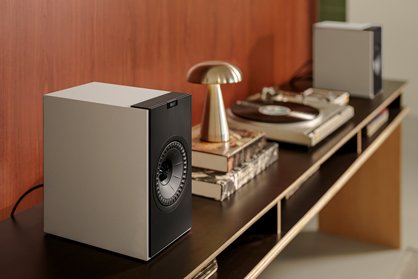 KEF ra mắt Coda W: Loa All-In-One hiện đại lấy cảm hứng từ dòng loa cổ điển