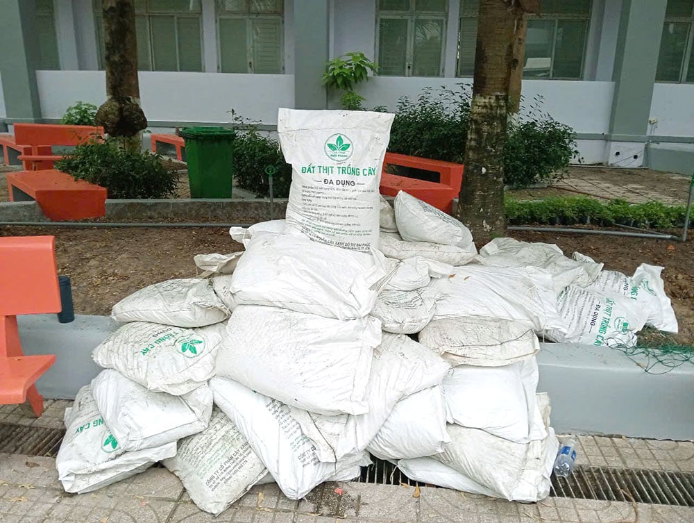 đất trồng cây trộn sẵn