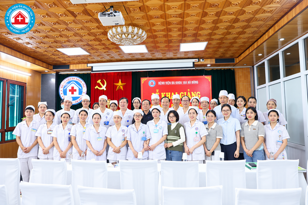 Đội ngũ y bác sĩ Bệnh viện Đa khoa 16A Hà Đông đồng hành cùng MẸ ƠI
