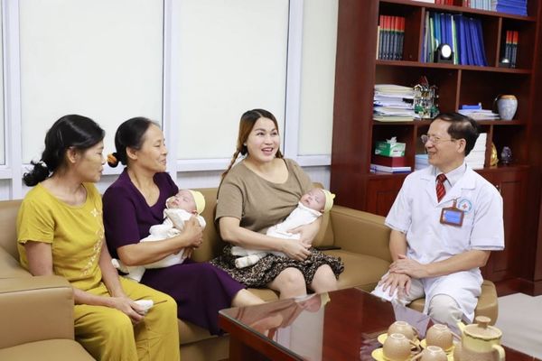 Đội ngũ y bác sĩ Bệnh viện Đa khoa 16A Hà Đông đồng hành cùng MẸ ƠI