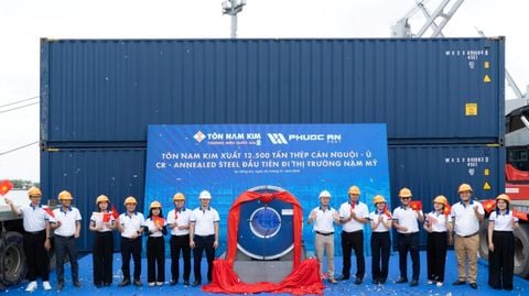 Tôn Nam Kim xuất khẩu 12.500 tấn thép cán nguội ủ đầu tiên sang Nam Mỹ