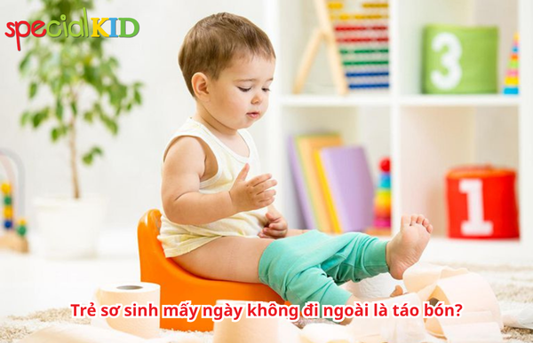 Trẻ sơ sinh mấy ngày không đi ngoài là táo bón?