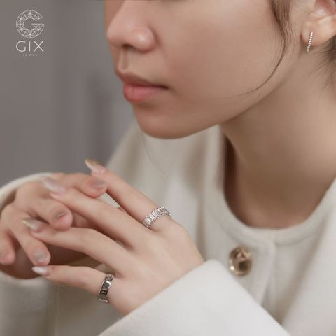 [12+ Cách Phối Trang Sức Công Sở Nổi Bật Mà Vẫn Thanh Lịch 2026] – Chị Em Văn Phòng Phải Biết