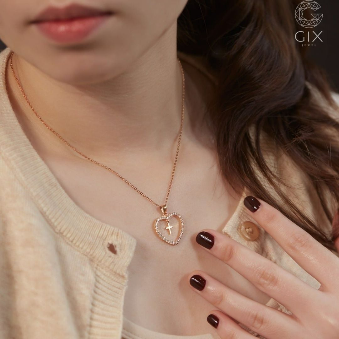Mẫu dây chuyền trái tim lồng thánh giá vàng 18K nữ tính, ý nghĩa