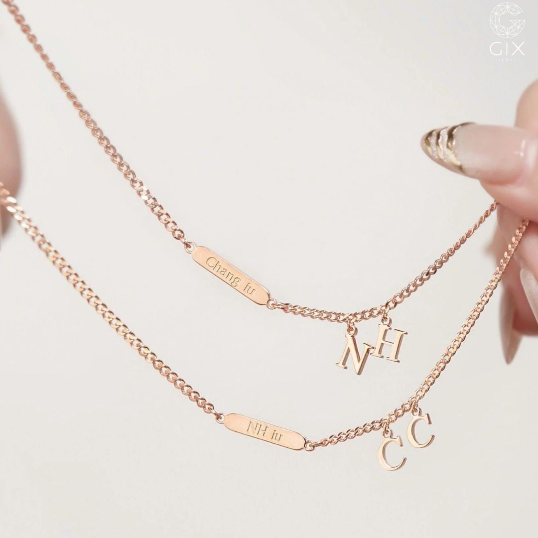 Lắc tay cặp khắc tên kết hợp charm sinh động
