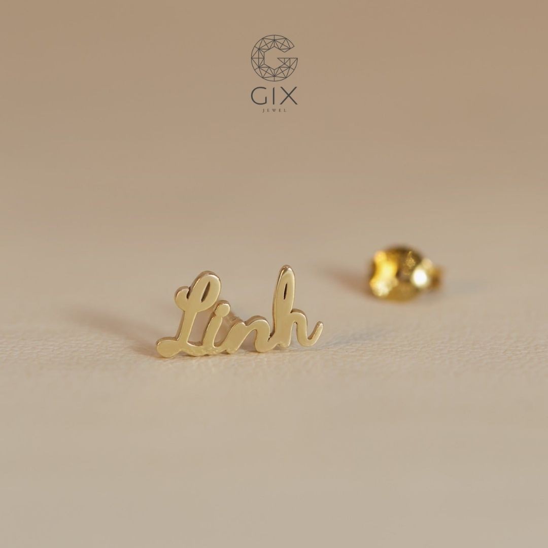 Bông tai stud thiết kế theo tên