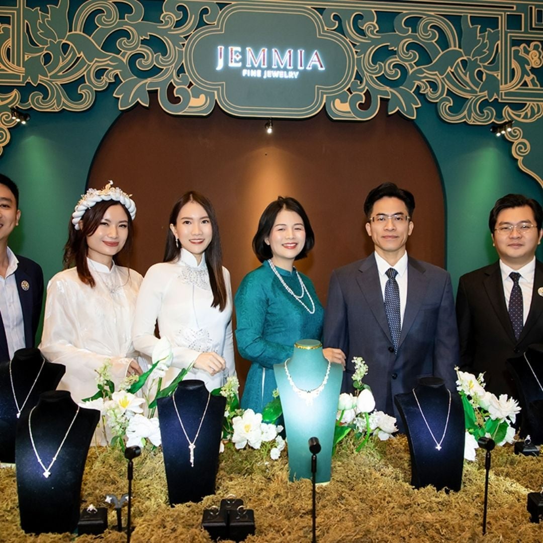 Sự kiện khai trương khu trưng bày trang sức cao cấp của Jemmia Diamond