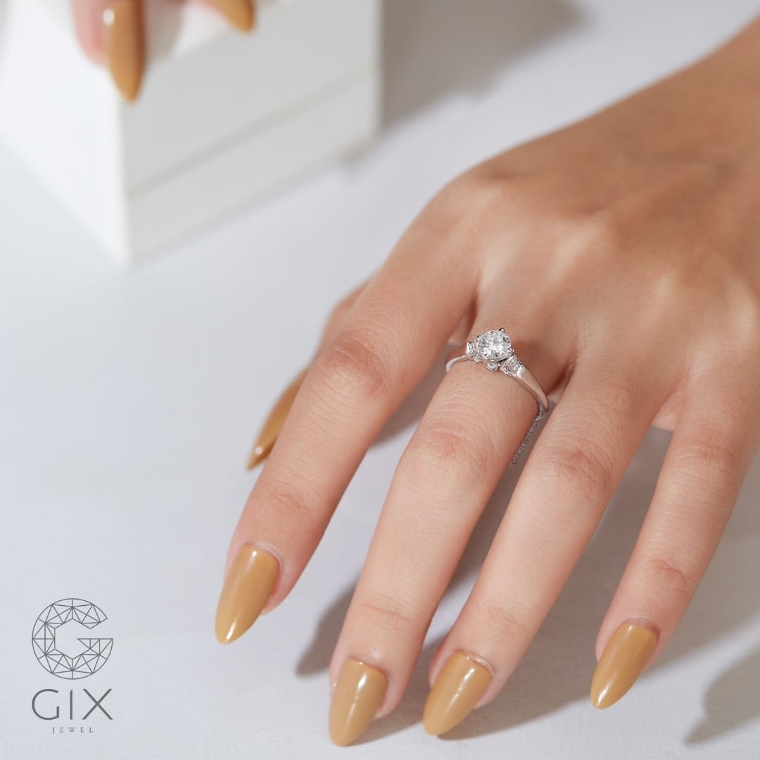 nhan-cau-hon-moissanite