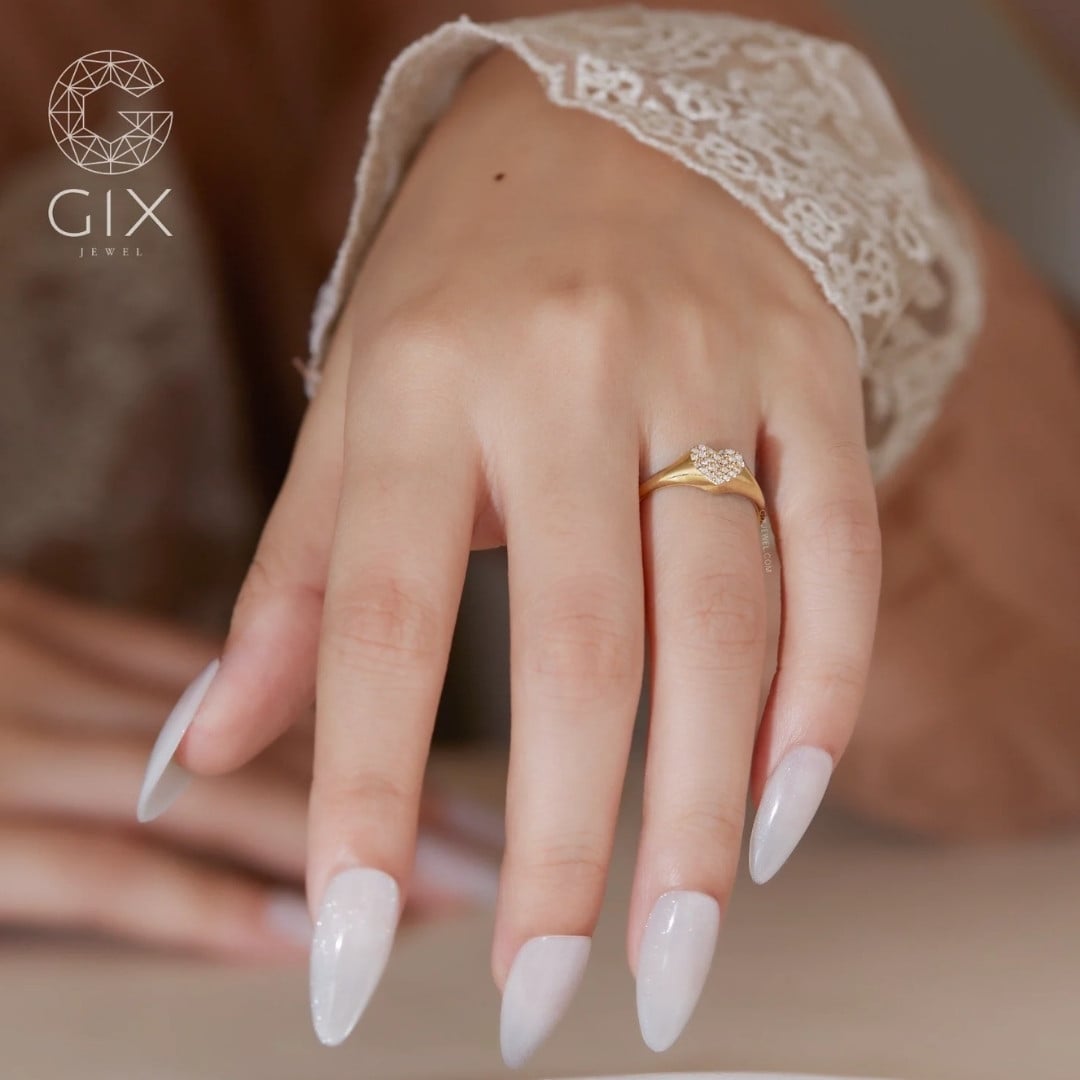 Nhẫn signet trái tim