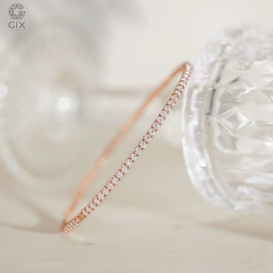 (Mẫu vòng tay bangle kim cương cứng cáp, hiện đại)