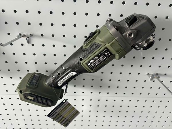 may-mai-goc-dekton-ag-100-x-plus