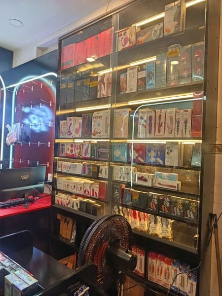 Không gian mua sắm Shop Gò Vấp