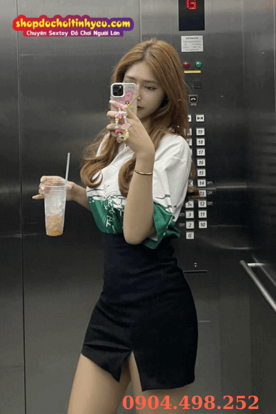 Ảnh cô gái che mặt