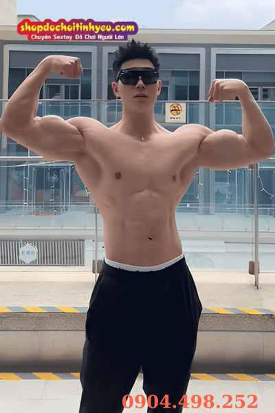 Hình thể 6 múi và sức hút mạnh mẽ