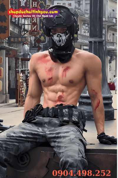 Trai 6 múi che mặt​​​​​​​