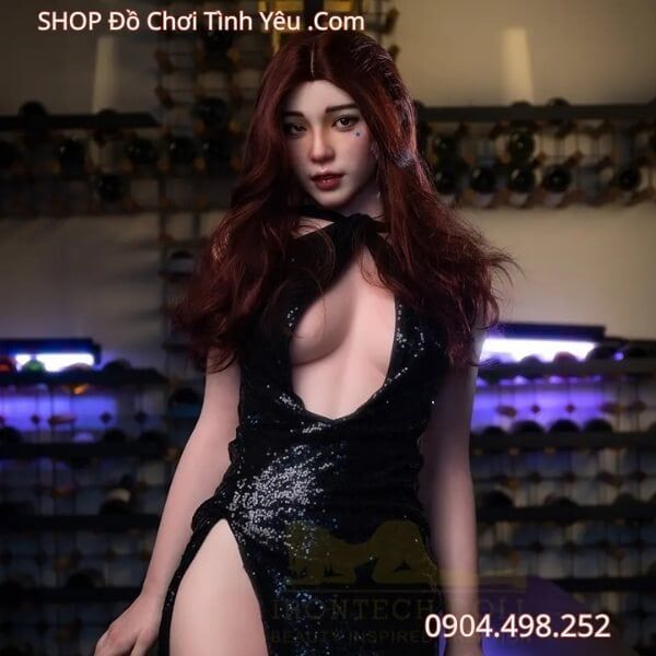 Búp Bê Tình Dục Khiêu Dâm Cô Hầu Bàn Trong Quán Bar Cực Sexy