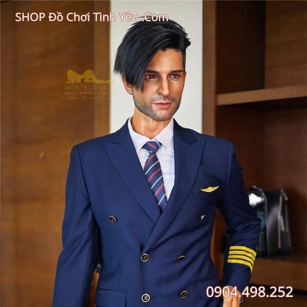 Búp Bê Tình Dục Nam Cosplay Anh Phi Công Khiến Các Chị Mê Mệt