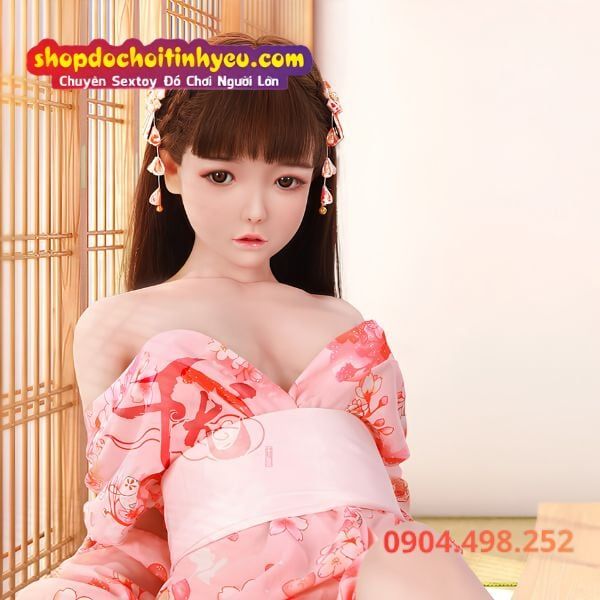 Búp bê tình dục Nhật Bản đôi môi nhỏ mặc kimono trẻ trung